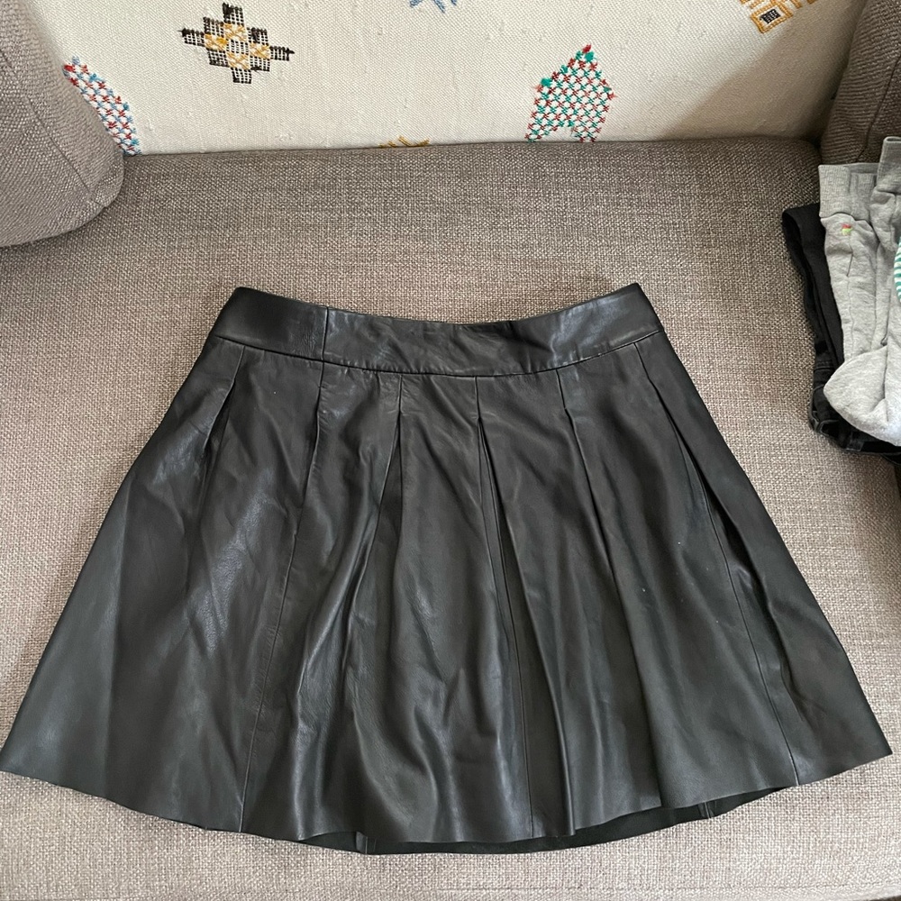 Banana republic Leather pleated skirt